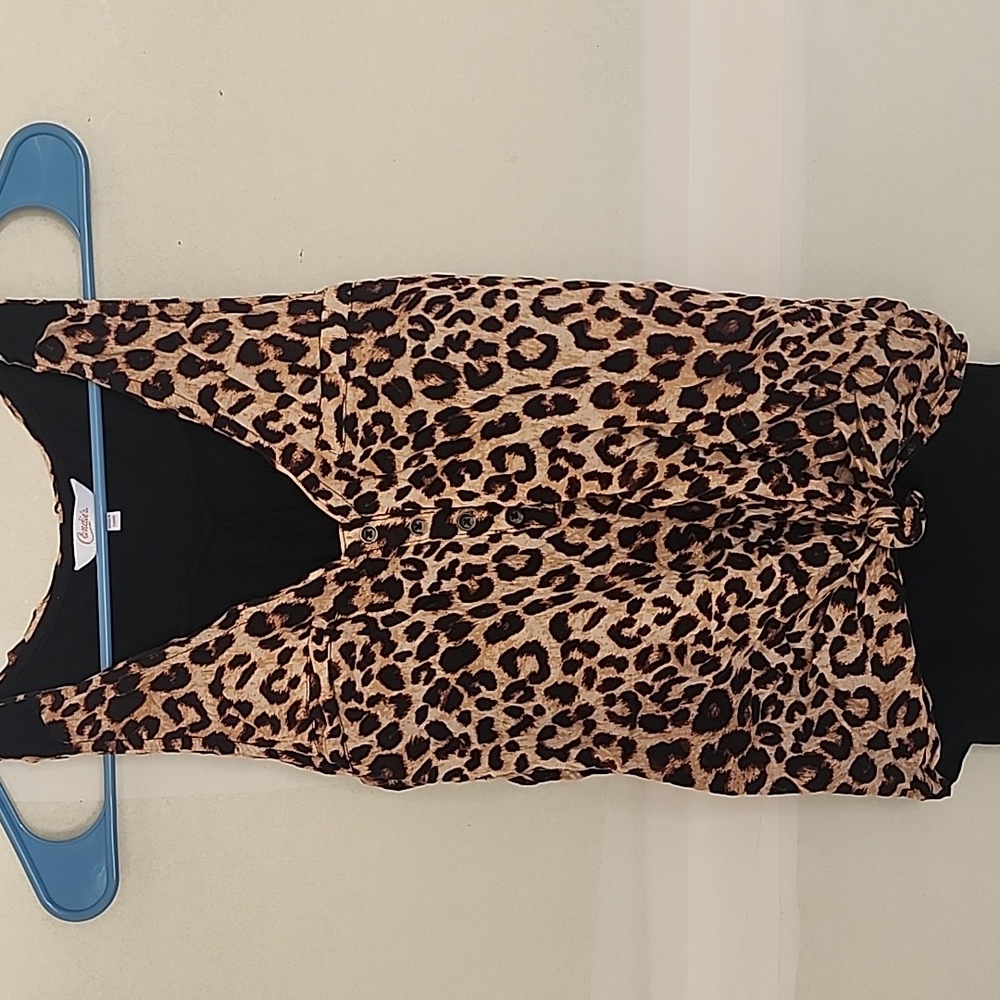 Leapard print sleeveless top